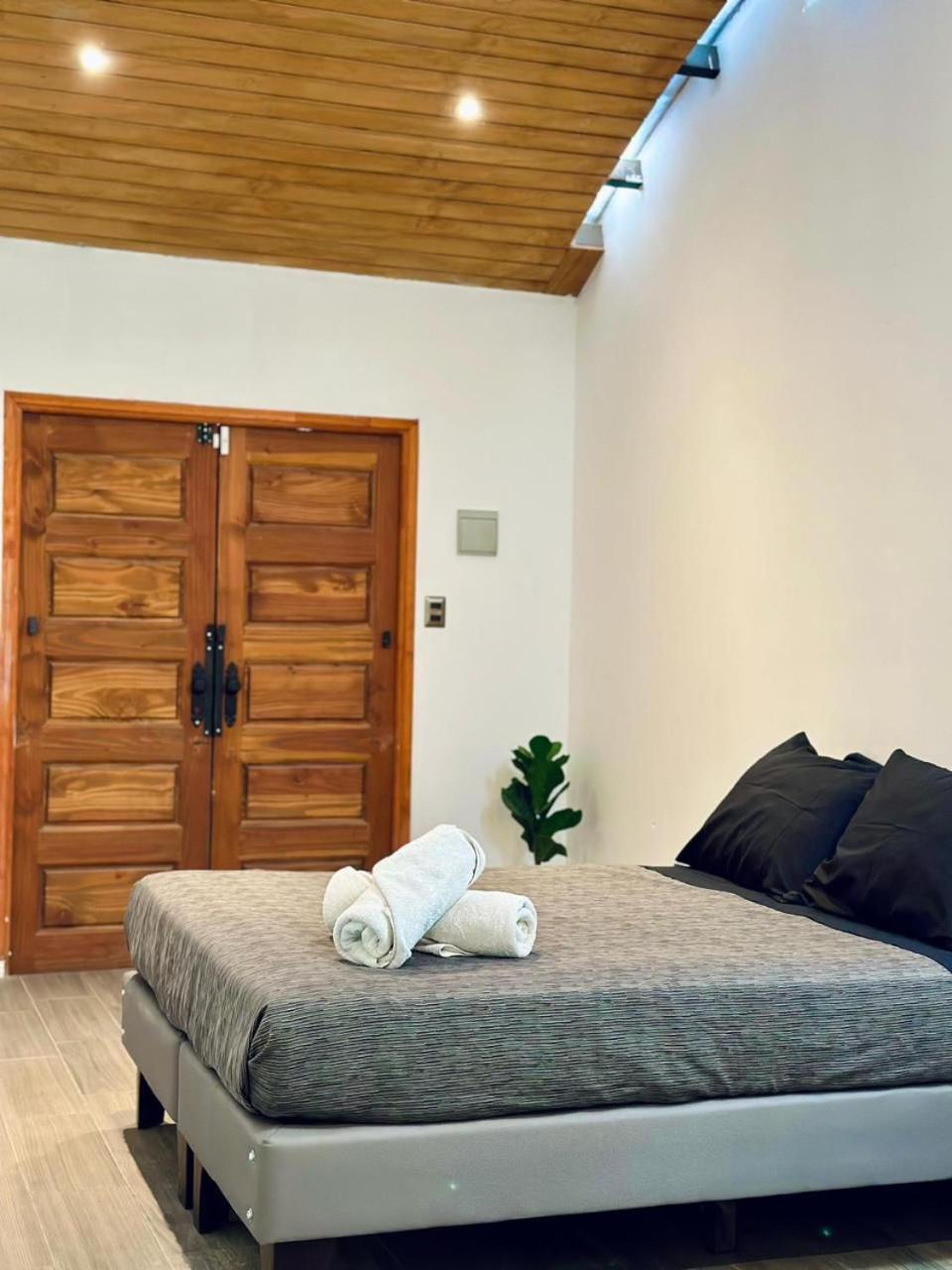 Yogi Hostels 산티아고 외부 사진